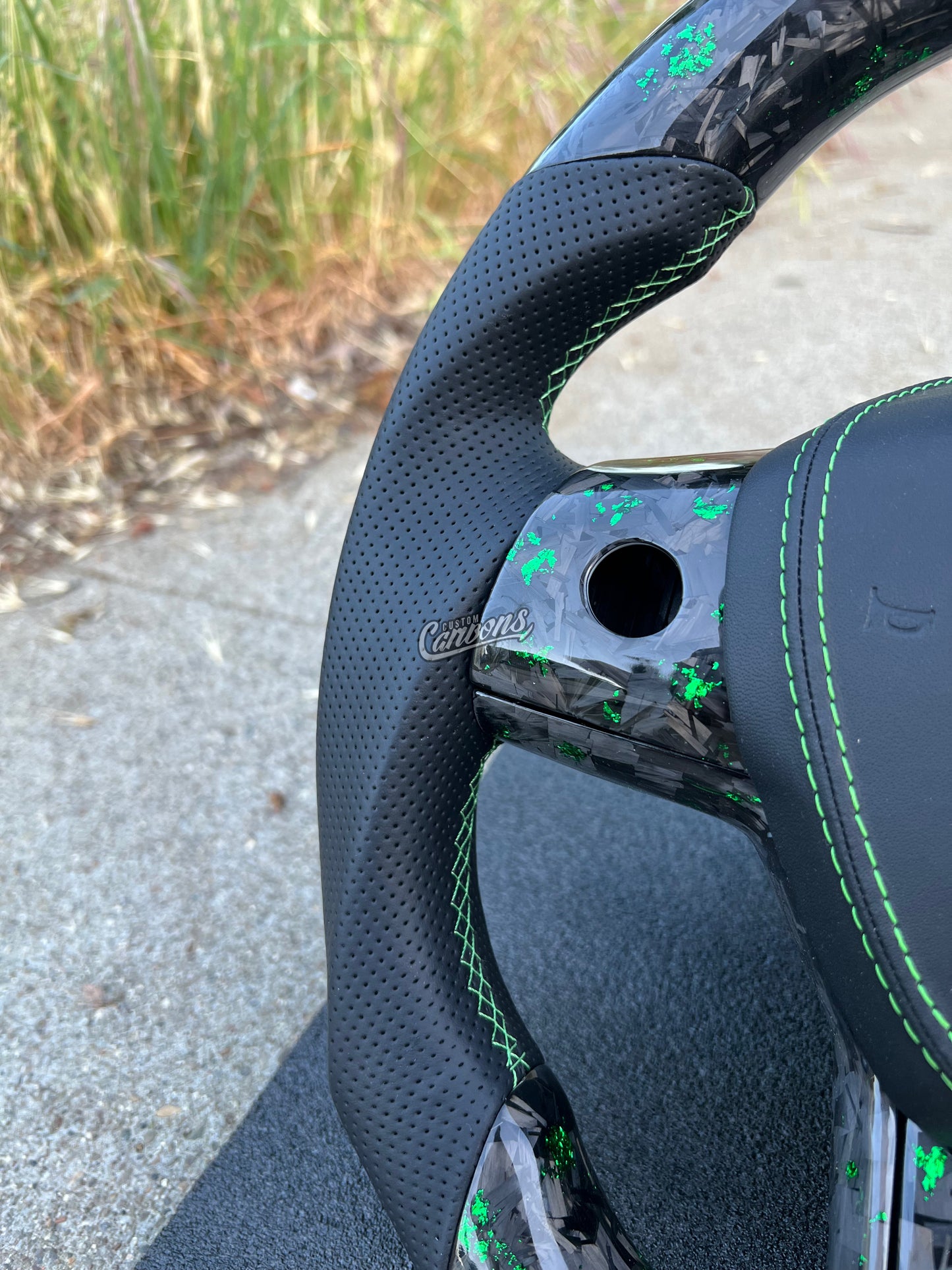 Tesla Model 3/Y Custom Steering wheel