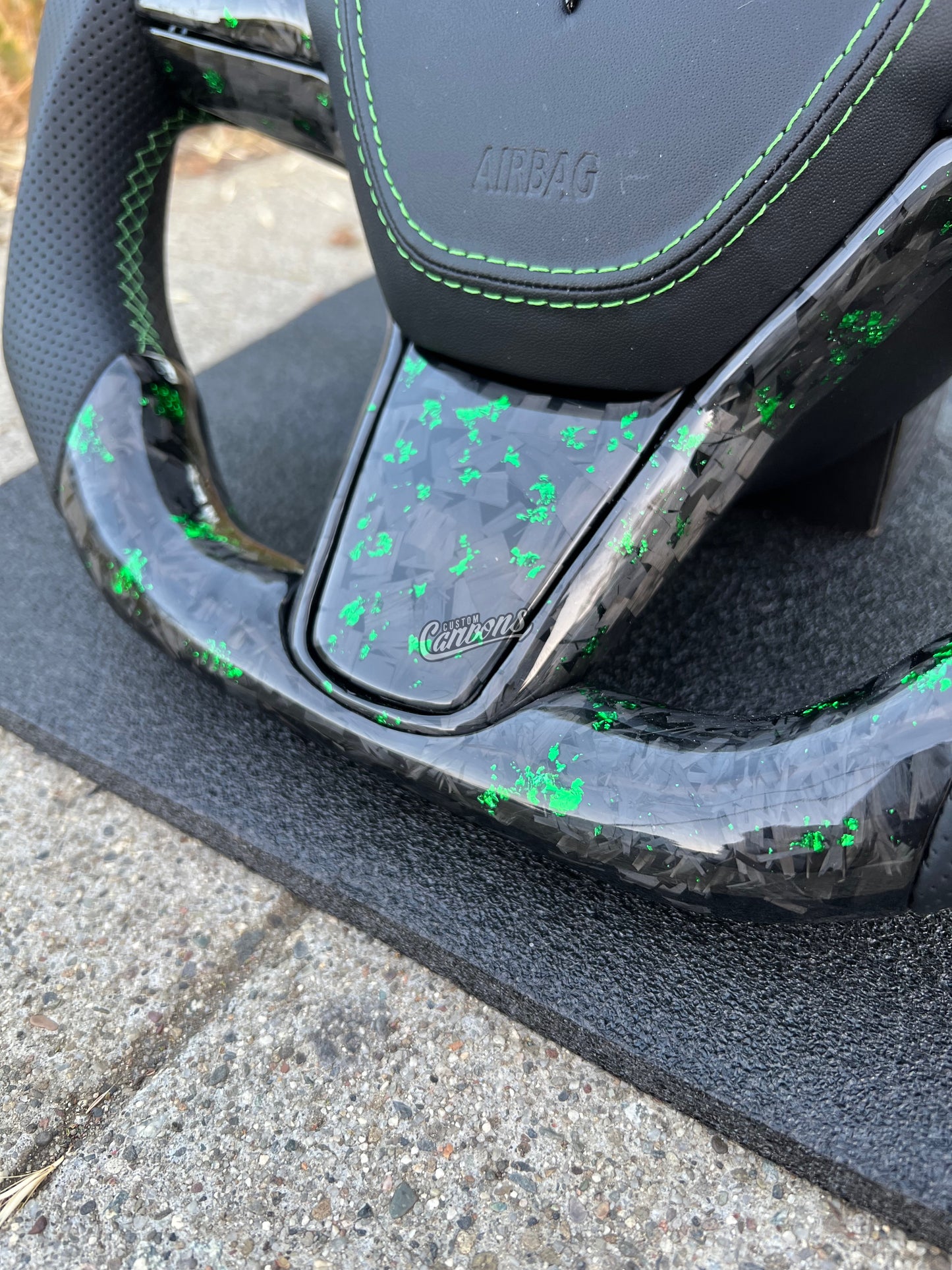 Tesla Model 3/Y Custom Steering wheel